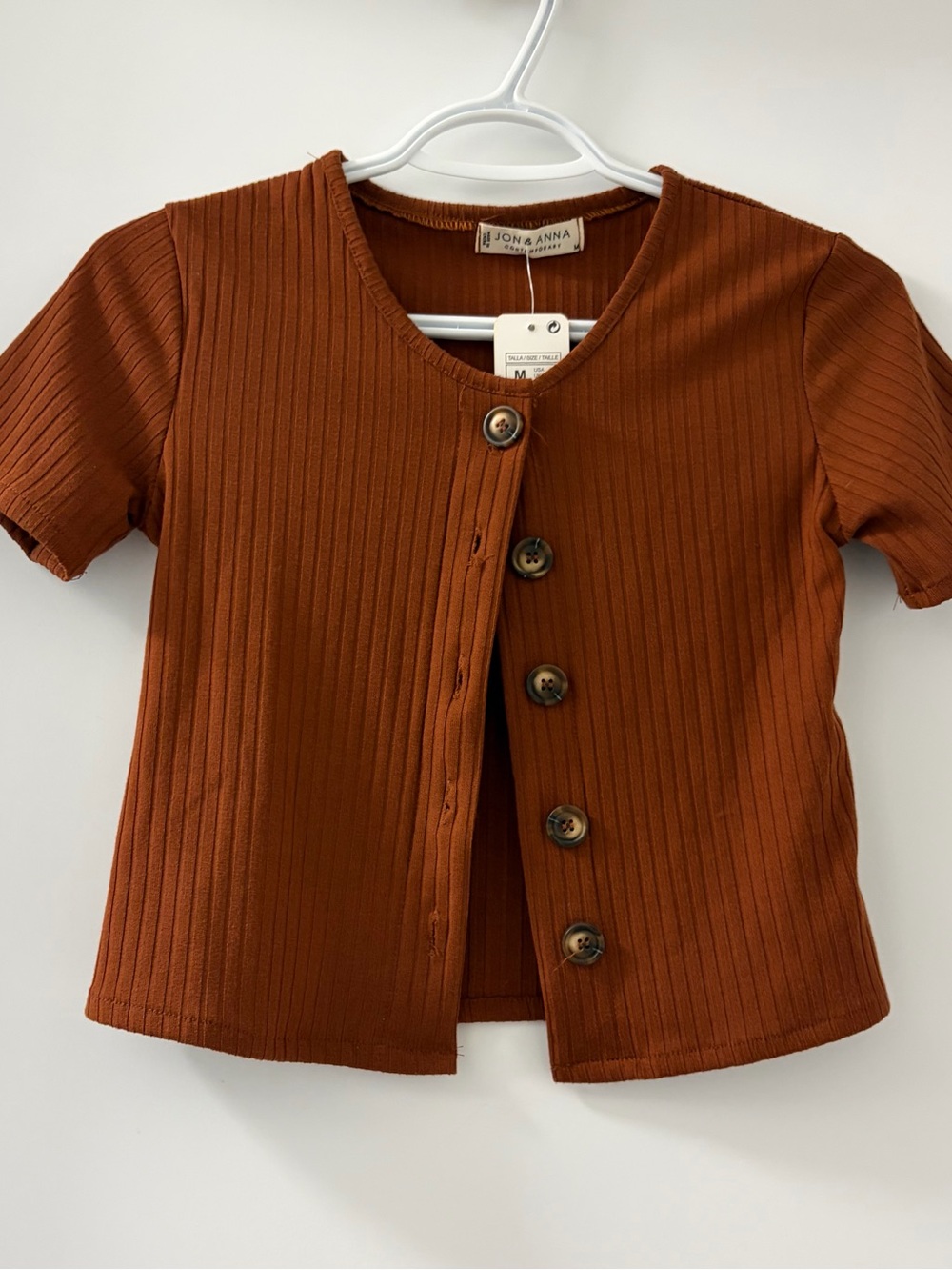 Jon & Anna Short-Sleeve Ribbed Button Top in Rust Brown